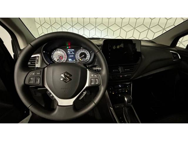 Suzuki S-Cross image 9