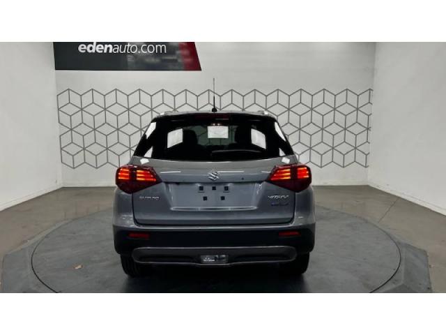 Suzuki Vitara image 9