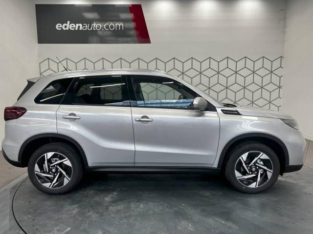 Suzuki Vitara image 9