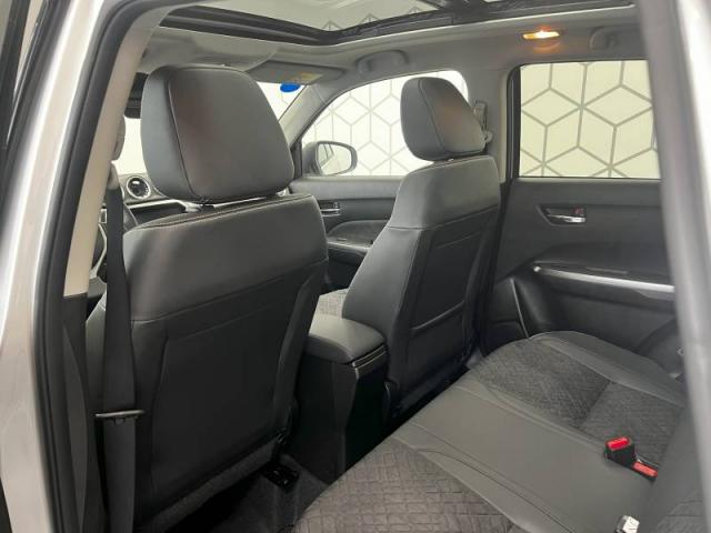 Suzuki Vitara image 4