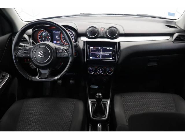 Suzuki Swift image 9