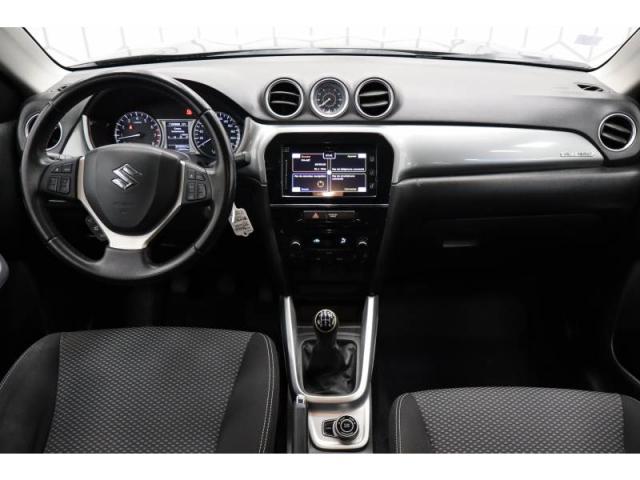 Suzuki Vitara image 5