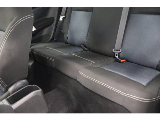 Peugeot 208 image 4