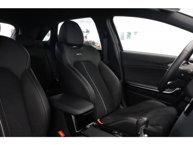 Kia Cee'D image 9