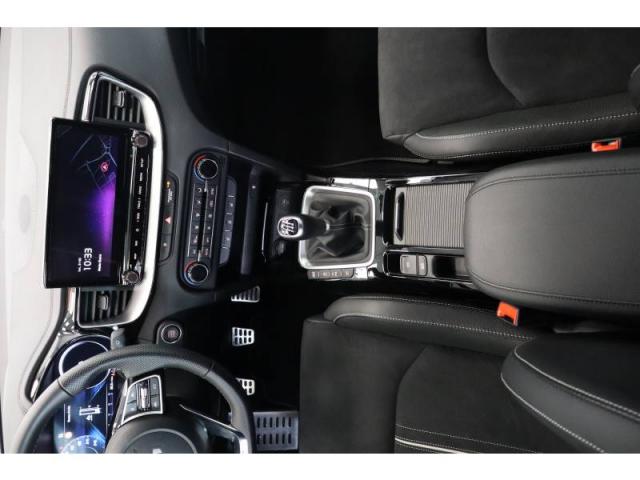 Kia Cee'D image 1