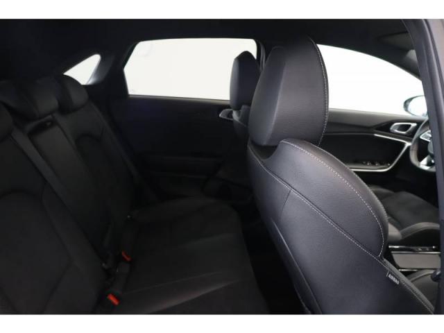 Kia Cee'D image 8