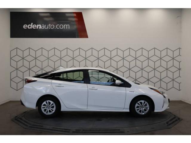 Toyota Prius image 3