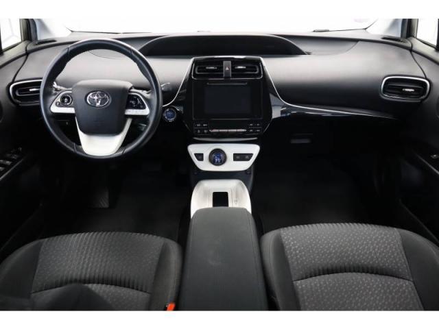 Toyota Prius image 6