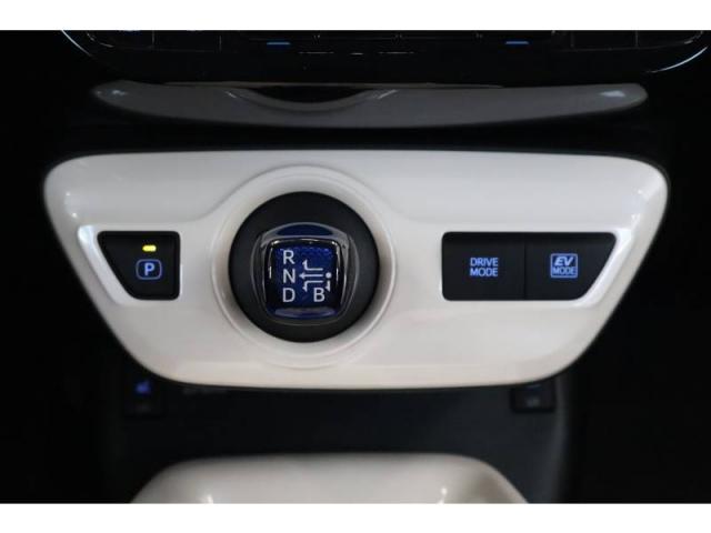 Toyota Prius image 2