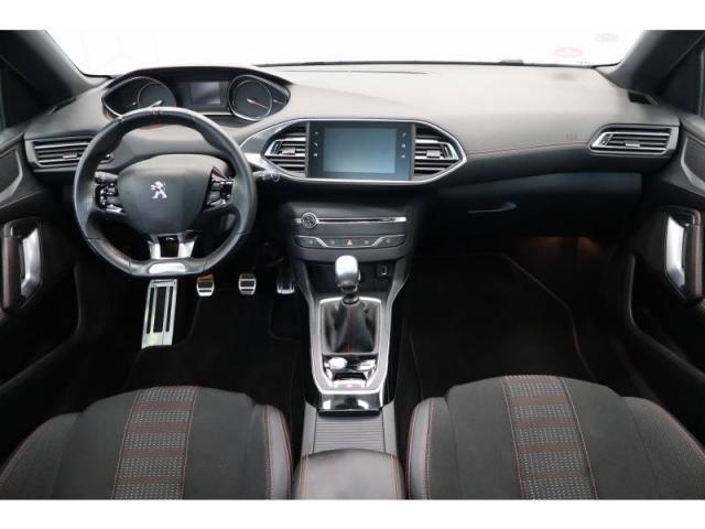 Peugeot 308 image 9