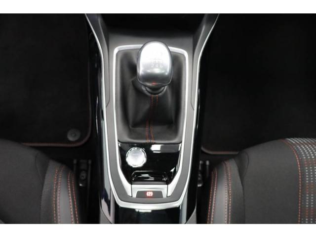 Peugeot 308 image 3