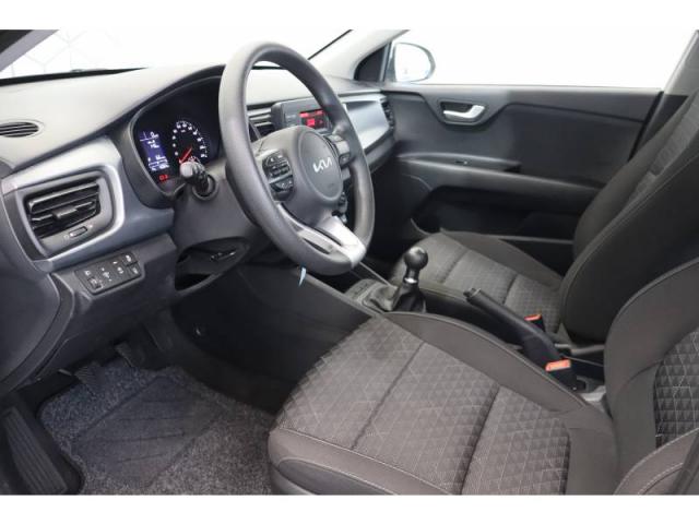 Kia Rio image 4