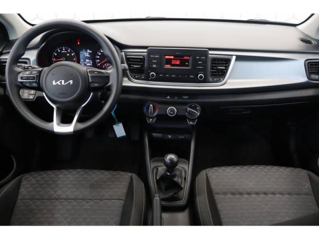 Kia Rio image 1
