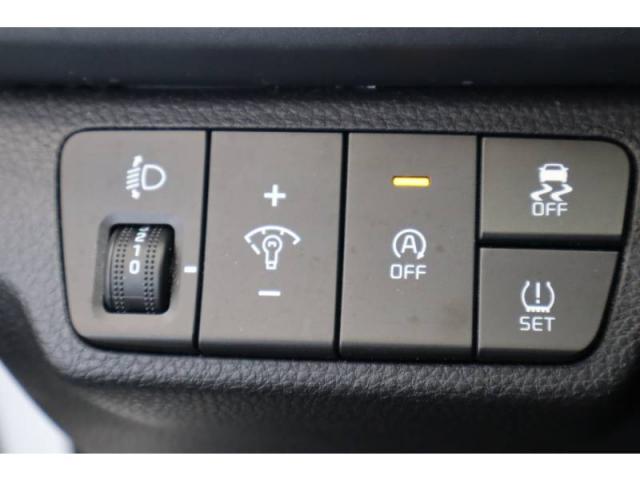 Kia Rio image 2