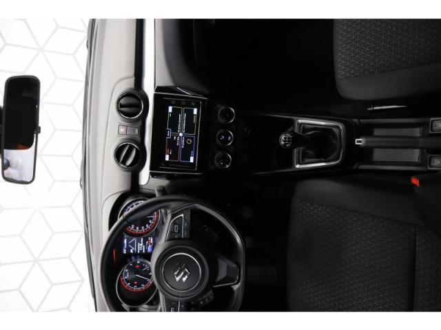 Suzuki Swift image 8