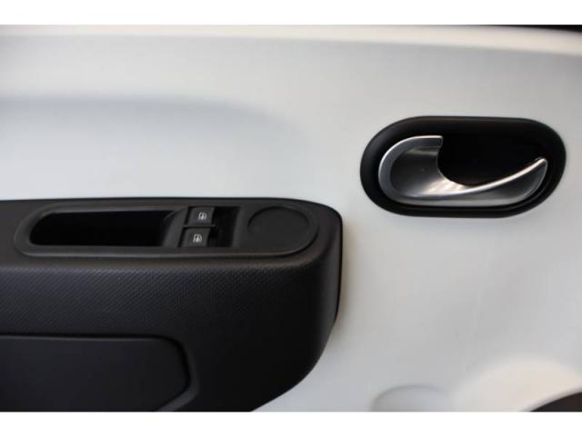 Renault Twingo image 9