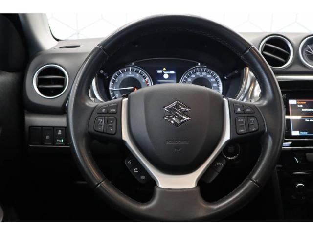 Suzuki Vitara image 5