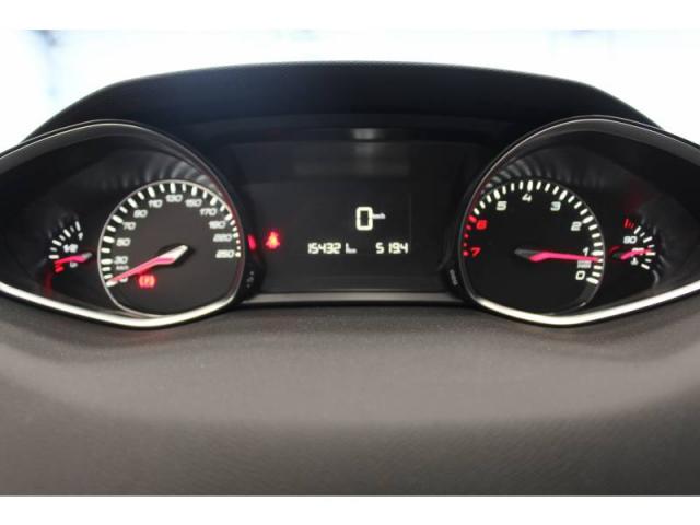 Peugeot 308 image 9