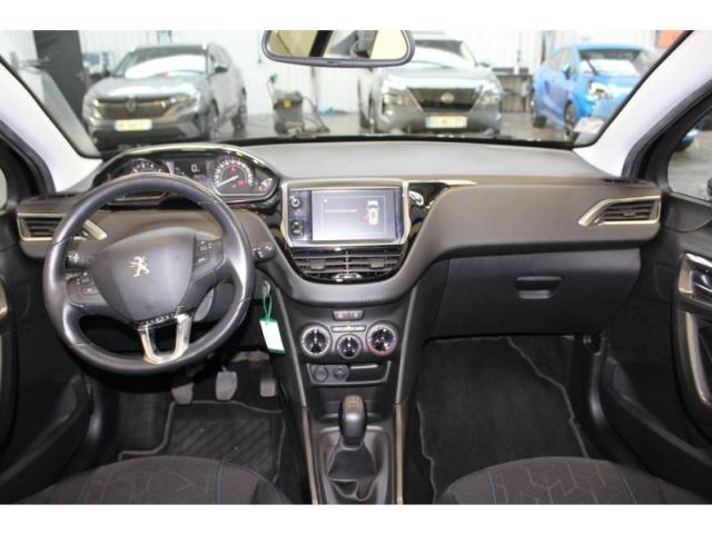 Peugeot 2008 image 7
