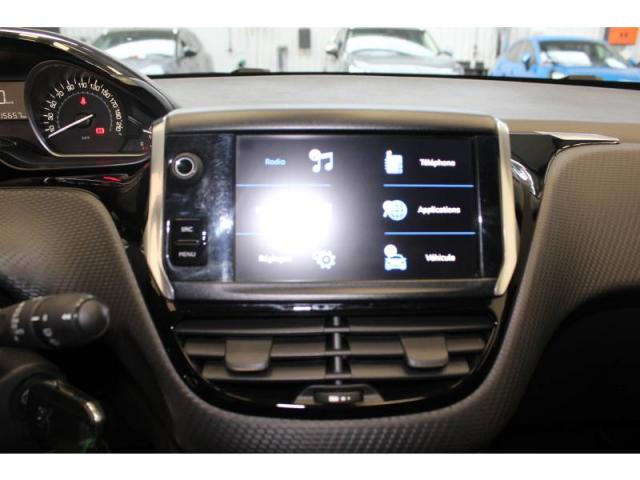 Peugeot 2008 image 2