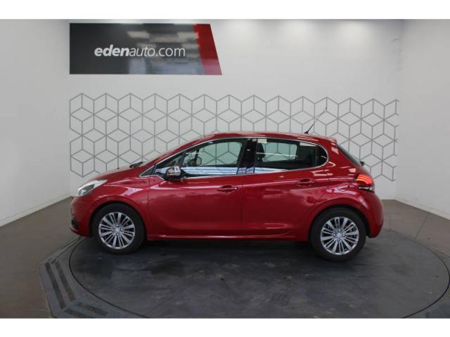 Peugeot 208 image 3