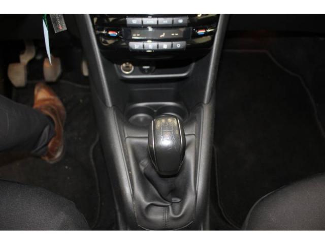 Peugeot 208 image 9