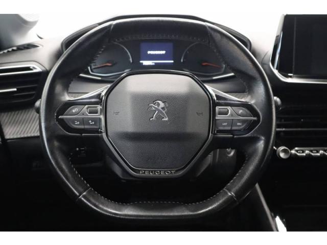 Peugeot 208 image 9