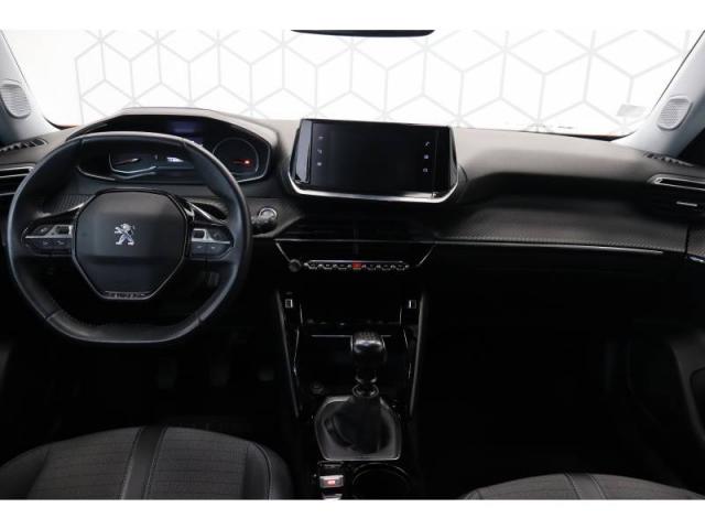 Peugeot 2008 image 9
