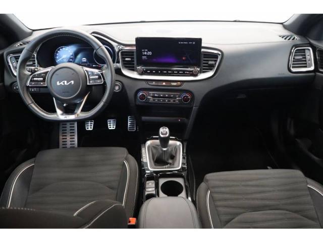Kia Cee'D image 1