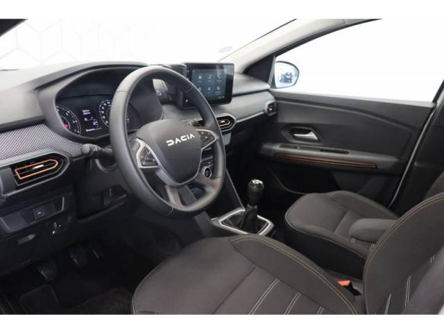 Dacia Sandero image 1