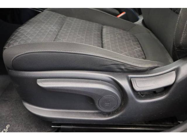 Kia Rio image 5