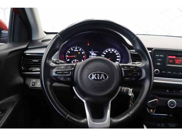 Kia Rio image 7