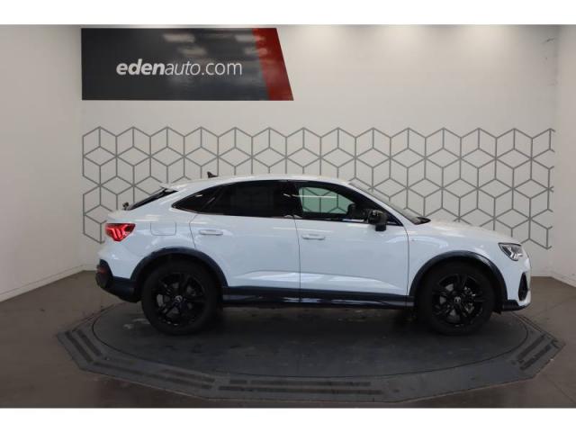 Audi Q3 image 8