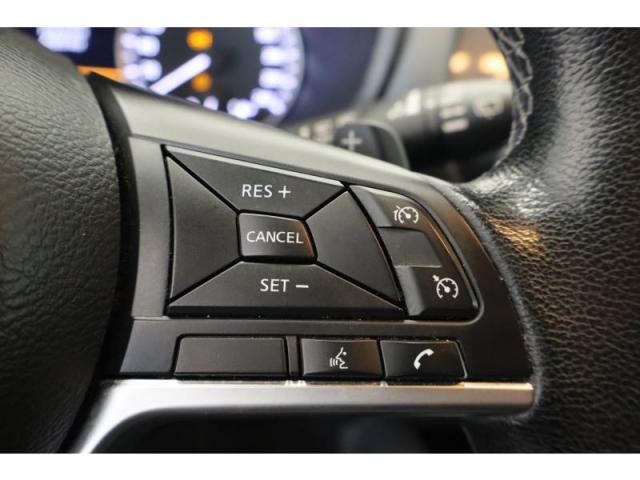 Nissan Juke image 8