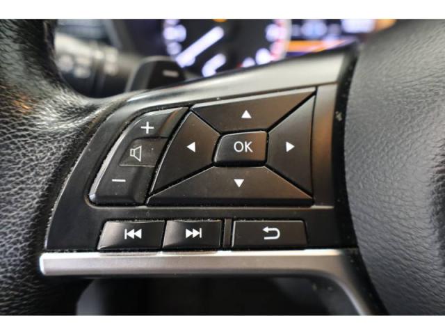Nissan Juke image 2