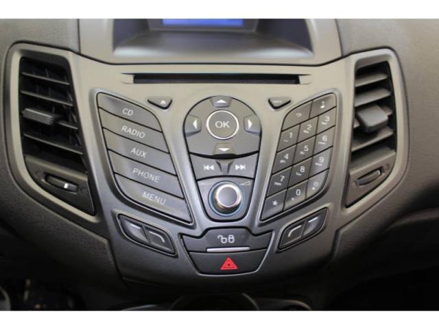 Ford Fiesta image 8