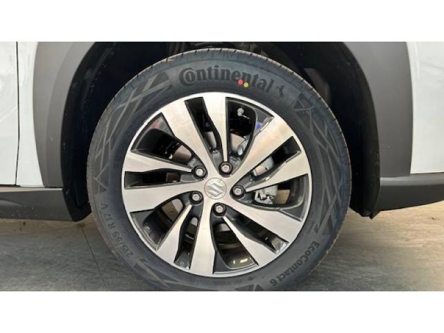 Suzuki S-Cross image 1