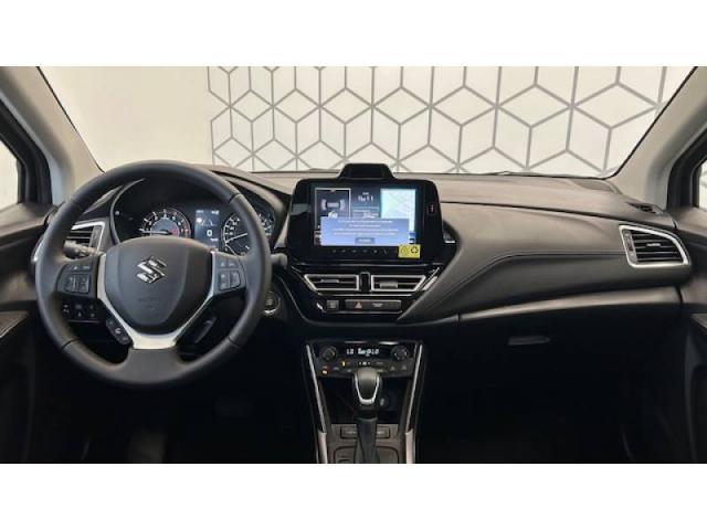 Suzuki S-Cross image 8