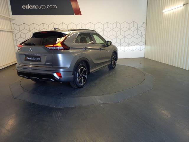 Mitsubishi Eclipse Cross image 4