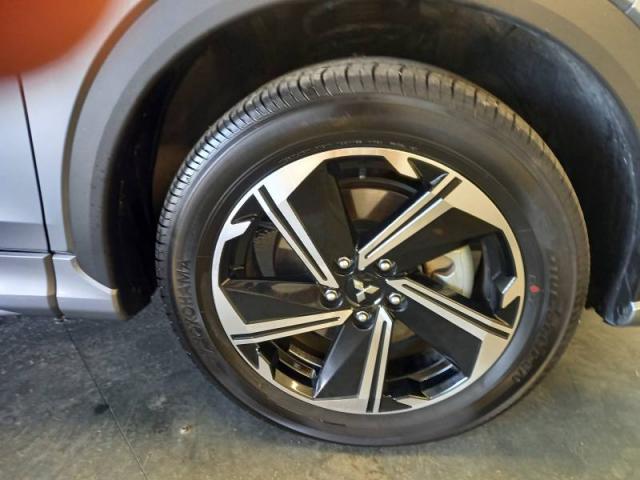 Mitsubishi Eclipse Cross image 1