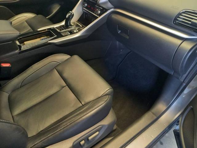 Mitsubishi Eclipse Cross image 7