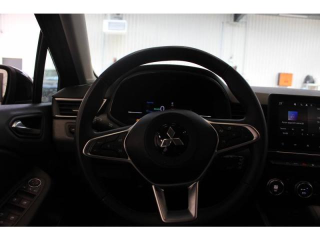 Mitsubishi Colt image 8