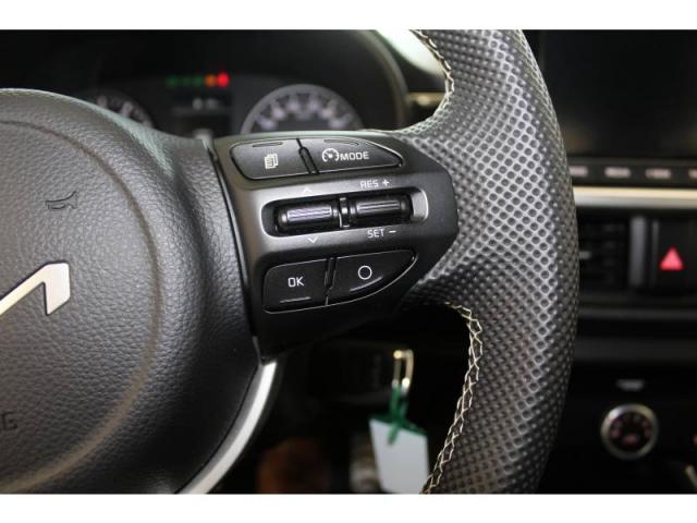 Kia Picanto image 1