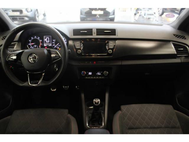 Skoda Fabia image 9