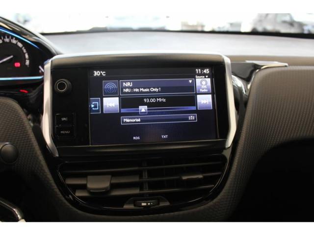 Peugeot 2008 image 2