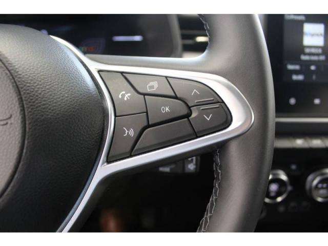 Mitsubishi Colt image 8
