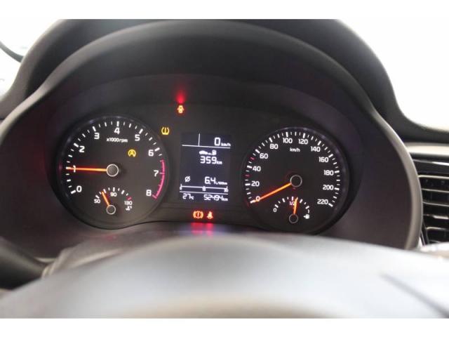 Kia Rio image 1