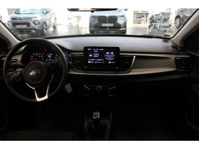 Kia Rio image 3