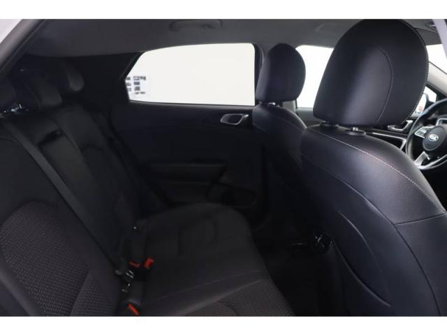 Kia Xceed image 8