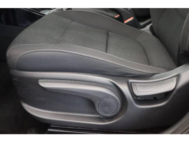 Kia Rio image 2